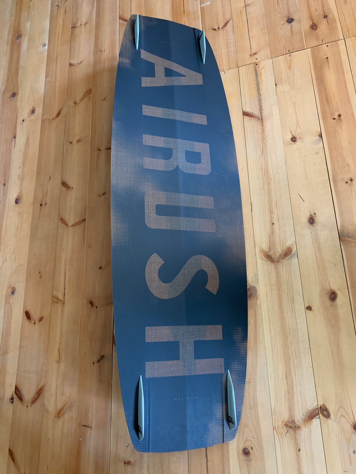 AIRUSH ECO (2025) 136cm incl. Pads, Fins and Handle