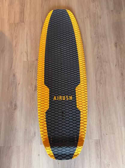 Airush Slayer V2 2023 142x47 with MK GFN 100 Finns Second Hand